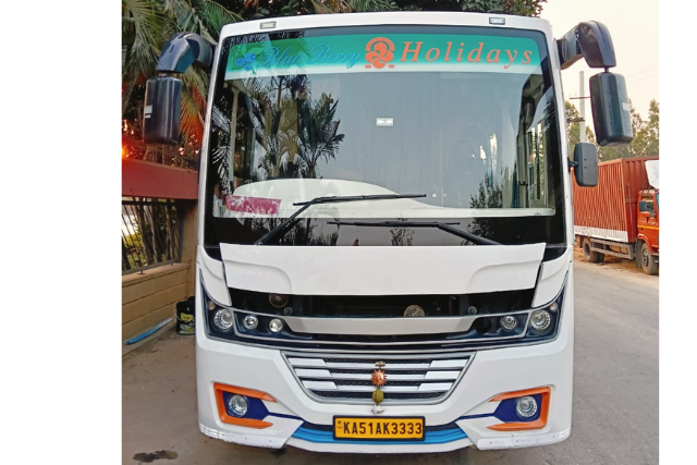 Mini Luxury Coach 21+1